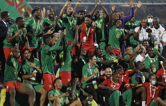 把球拨到底 把球拨到底